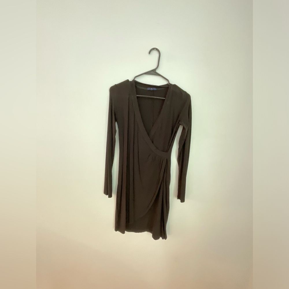 Black GAP XS wrapped V neck dress